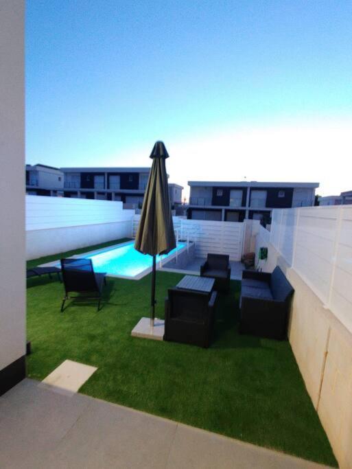 Villa Nueva Casa With Private Pool